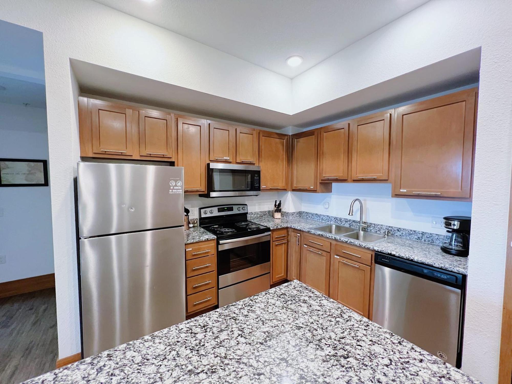 2Br Suite At The Grand Castle Pool Gym & Parking グランビル エクステリア 写真