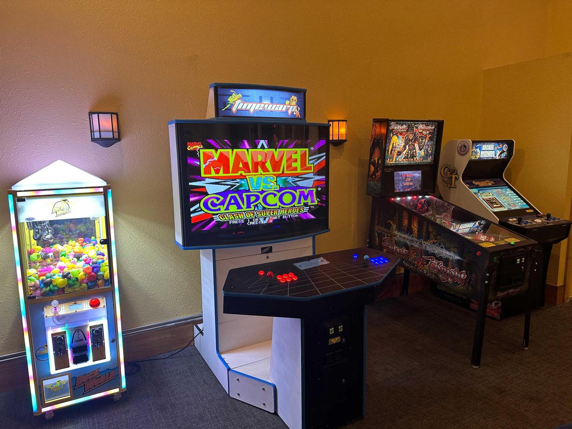2Br Suite At The Grand Castle Pool Gym & Parking グランビル エクステリア 写真